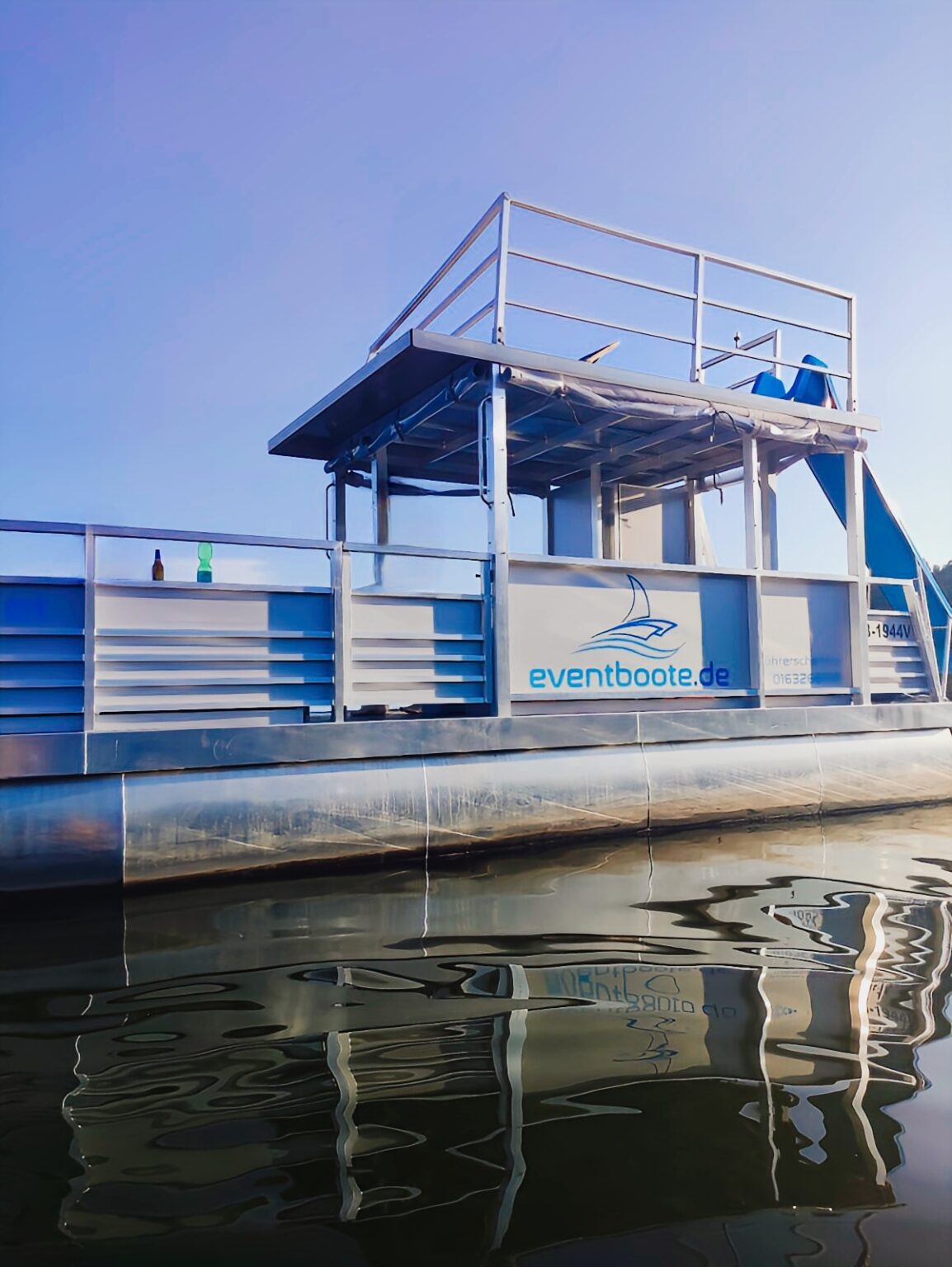 eventboot Berlin Sunrise mit Rutsche mieten