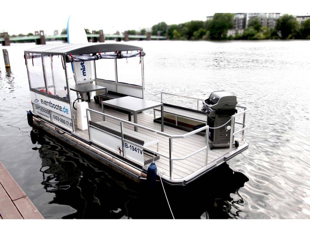 Grillboot-Berlin-Sunshine-Tegel-Spandau-Tegeler-See-Partyboot-Partyfloss-eventboote.de (2)