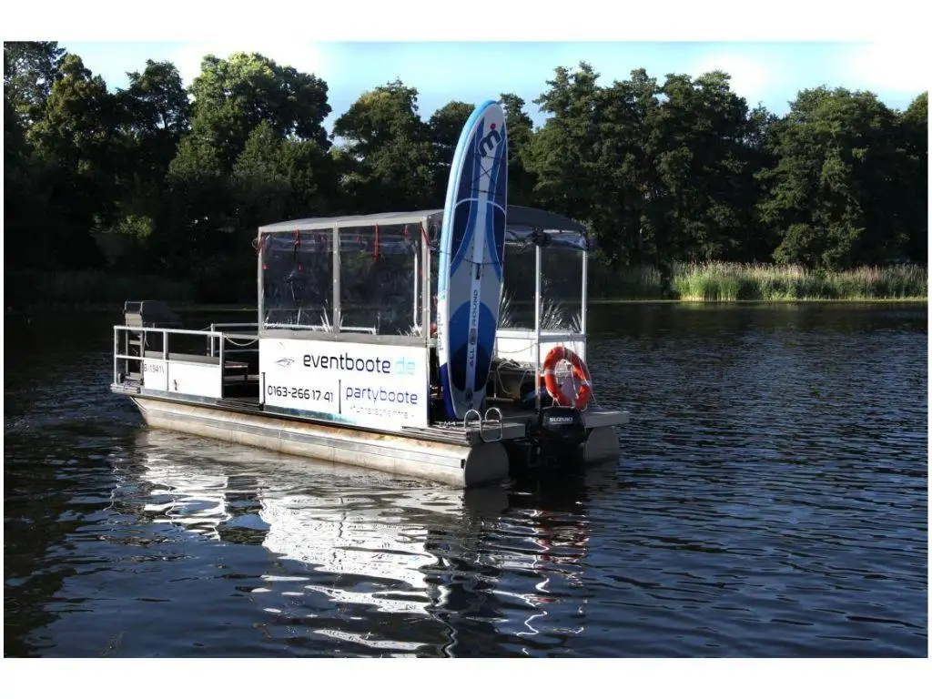 Partyboat Berlin Sunshine Tegel Spandau rent Tegeler See Partyboot Partyfloss eventboote.de